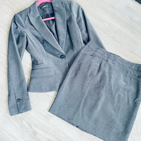 MEXX METROPOLITAN GREY SKIRT SUIT BLAZER SIZE 34 SKIRT SIZE 36 - Picture 1 of 16